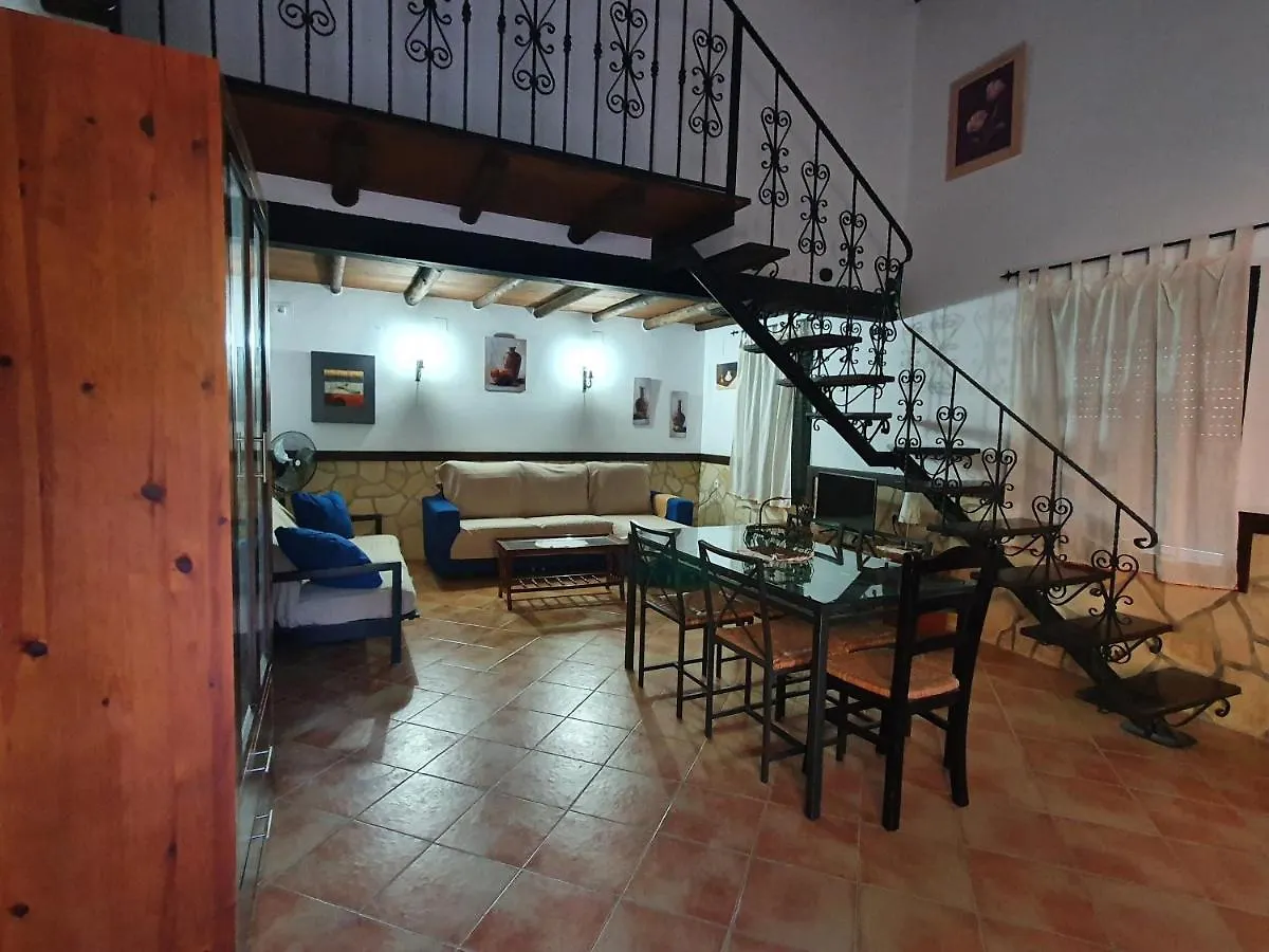 Сasa de vacaciones Las Cuevas de El Bosque Villa